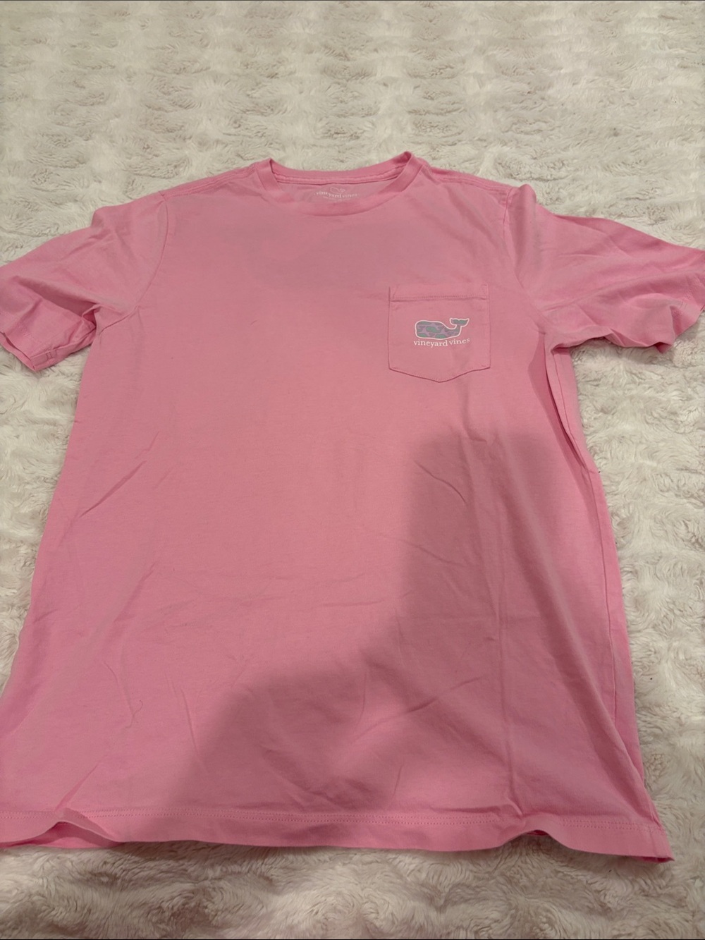 Vineyard Vines Pocket Tee in Light Pink